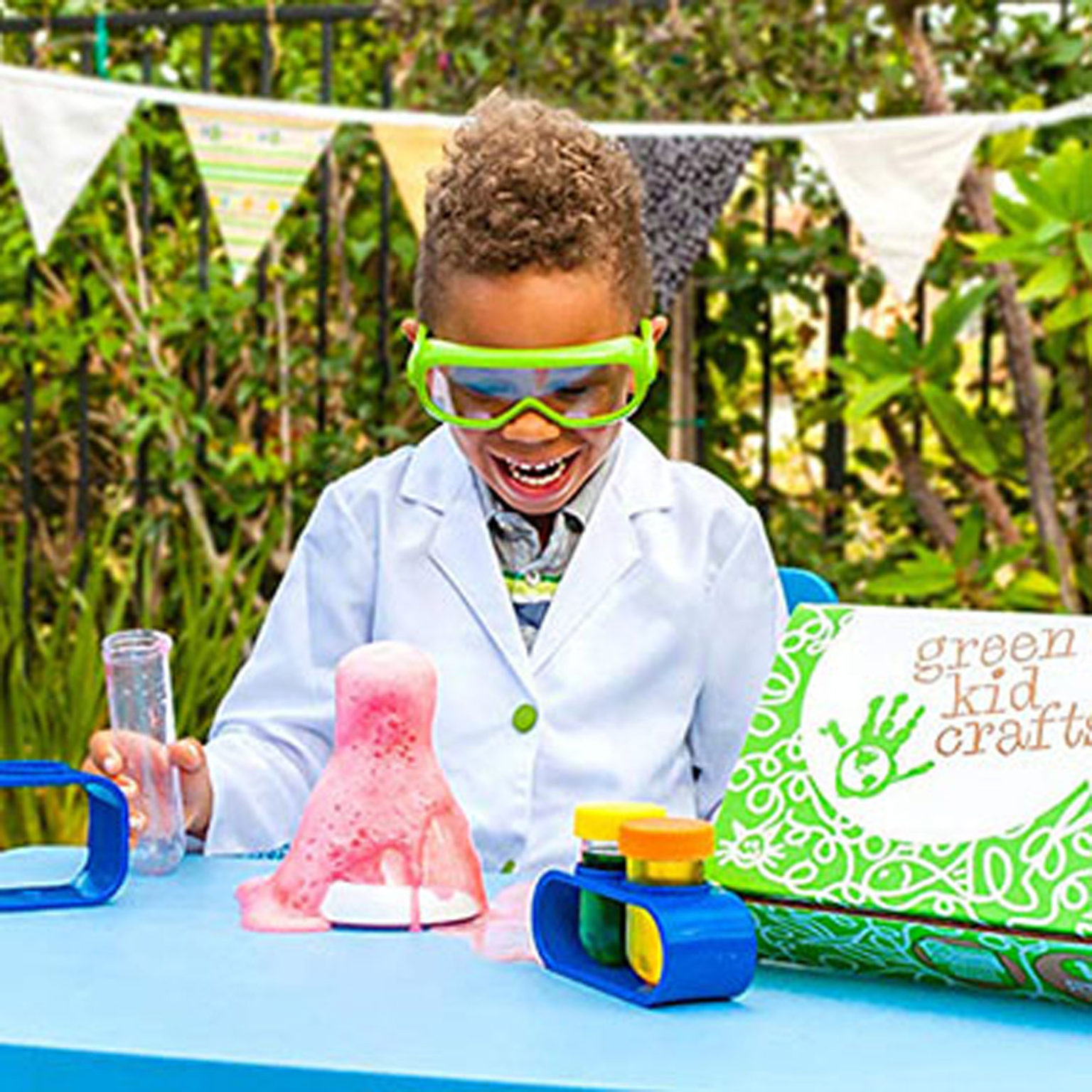 How to make exploding popsicle sticks in six easy steps - My Silly Squirts