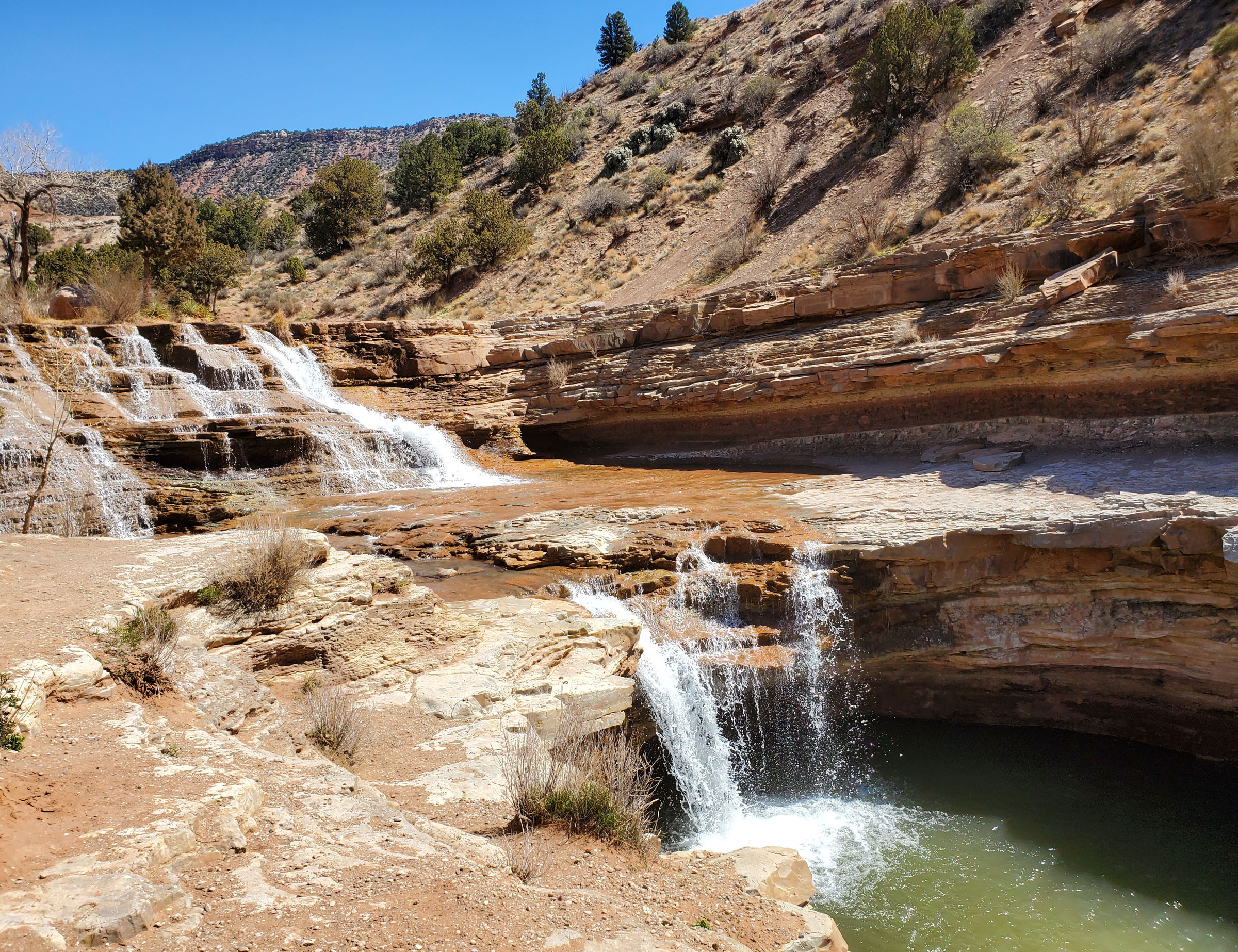 Toquerville Falls an offroad adventure for the whole family! My
