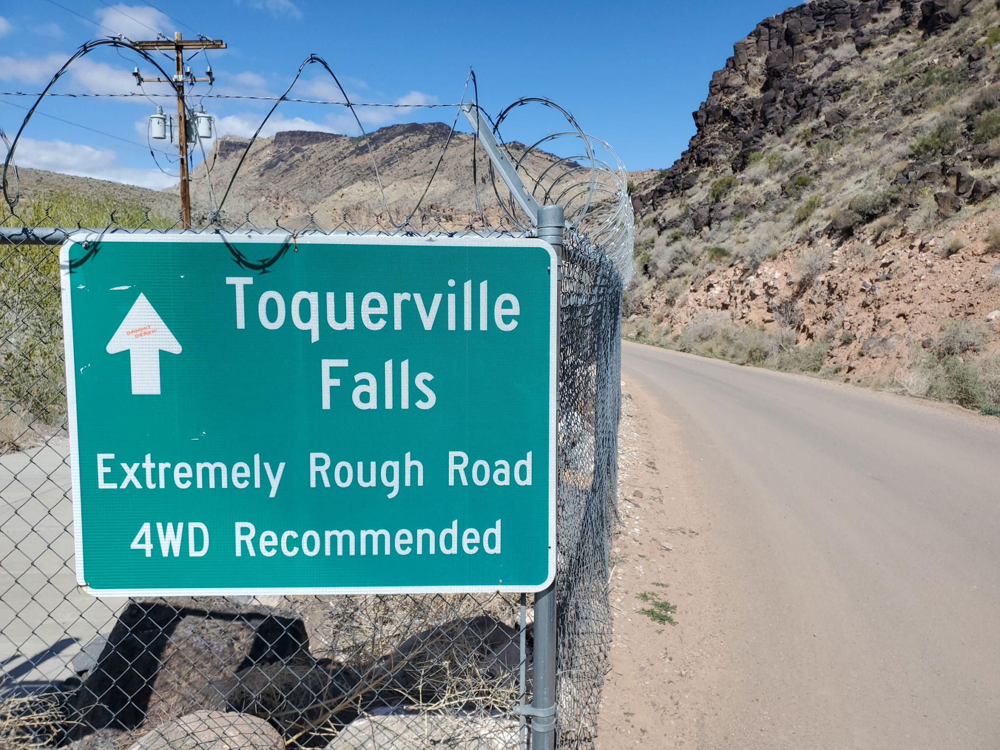Toquerville Falls an offroad adventure for the whole family! My