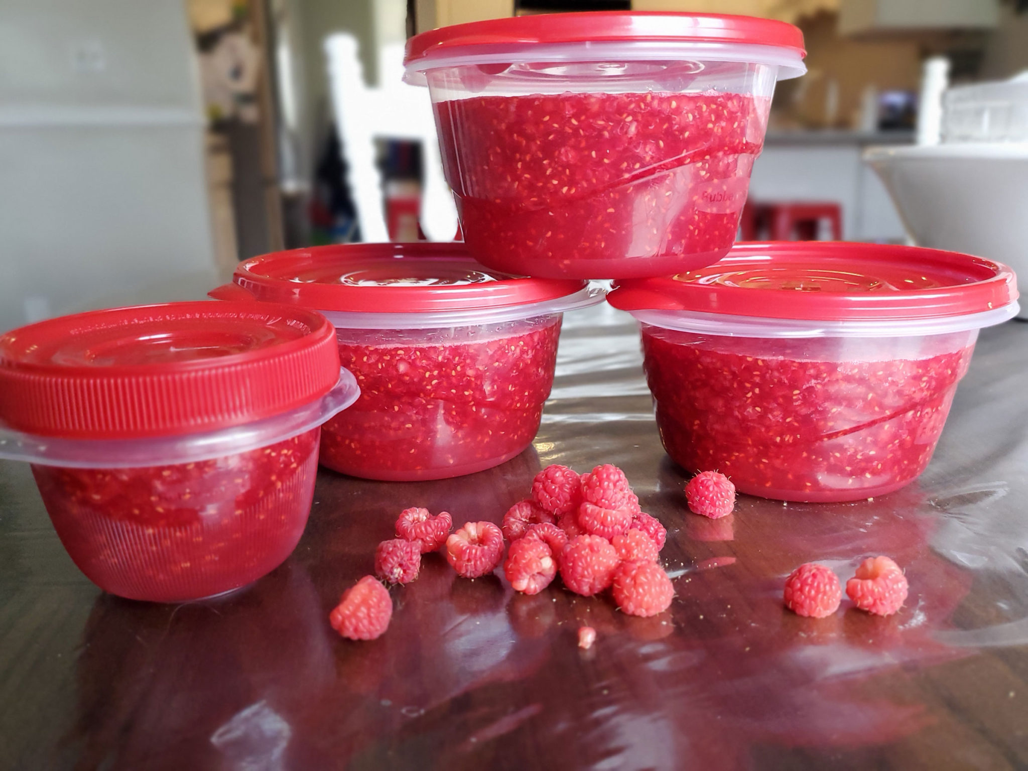 Delicious 3-ingredient raspberry freezer jam - My Silly Squirts