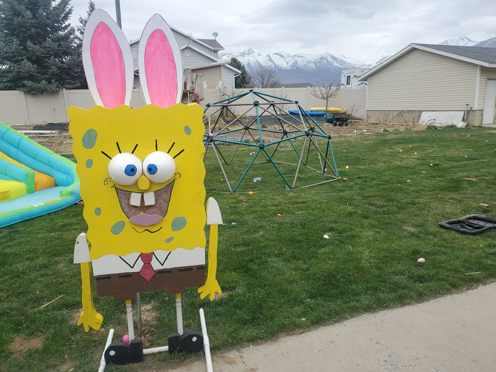 Five Tips To Throwing A Neighborhood Easter Egg Hunt My Silly Squirts five-tips-to-throwing-a-neighborhood-easter-egg-hunt-my-silly-squirts