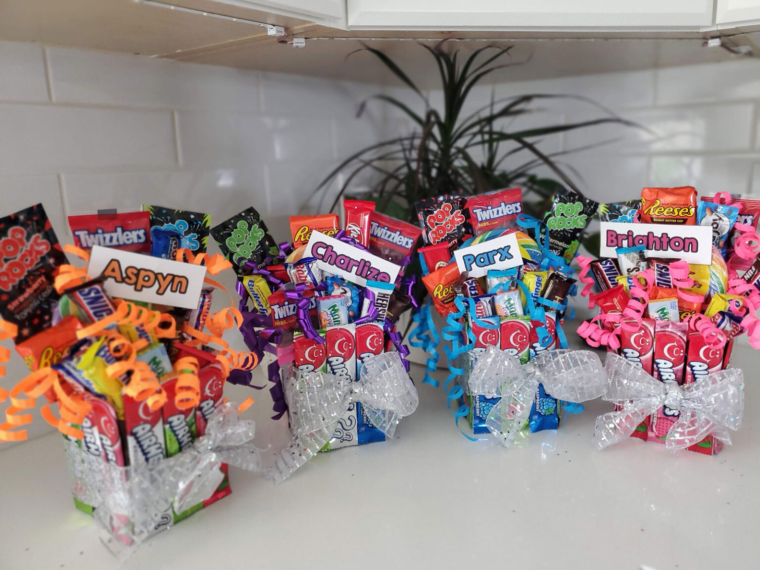 How to make a super easy $10 simple DIY Candy Bouquet - My Silly Squirts