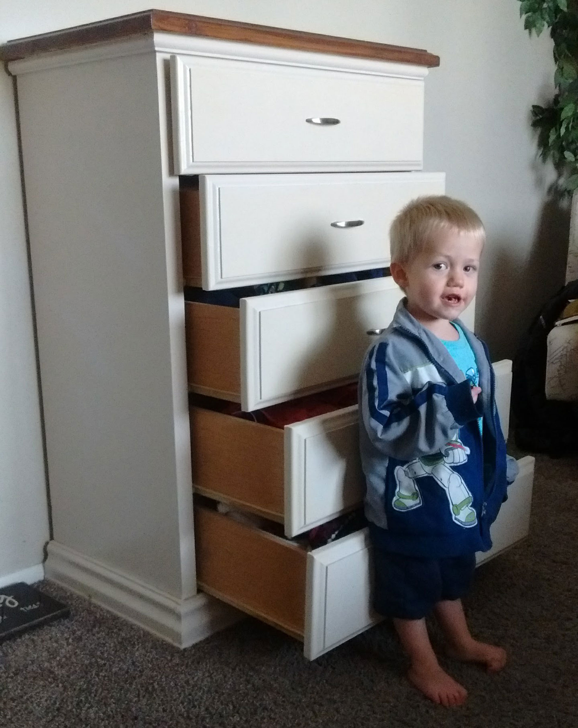 Here's 10 of the best child proofing products you didn't know you needed My Silly Squirts