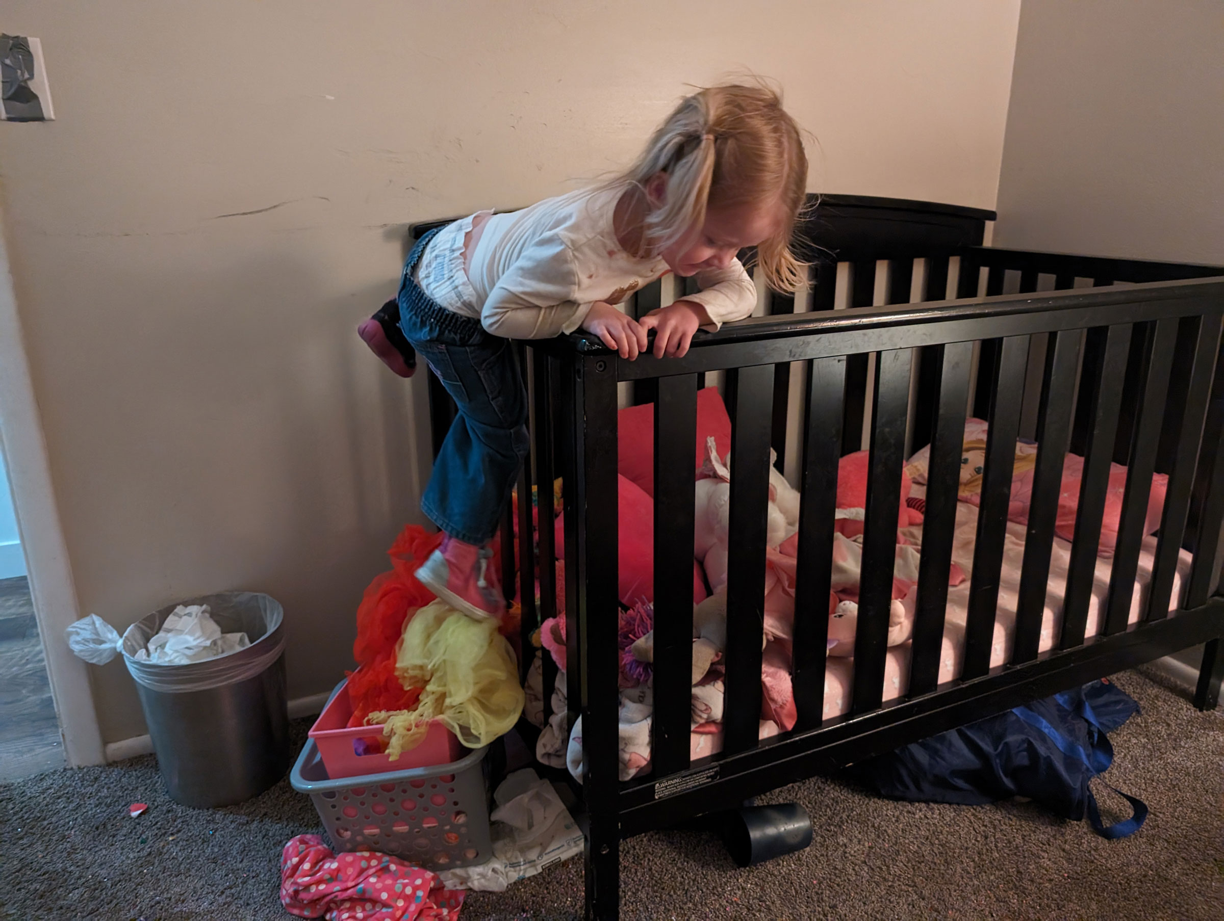 How to transition to a toddler bed the quick and easy way - My Silly