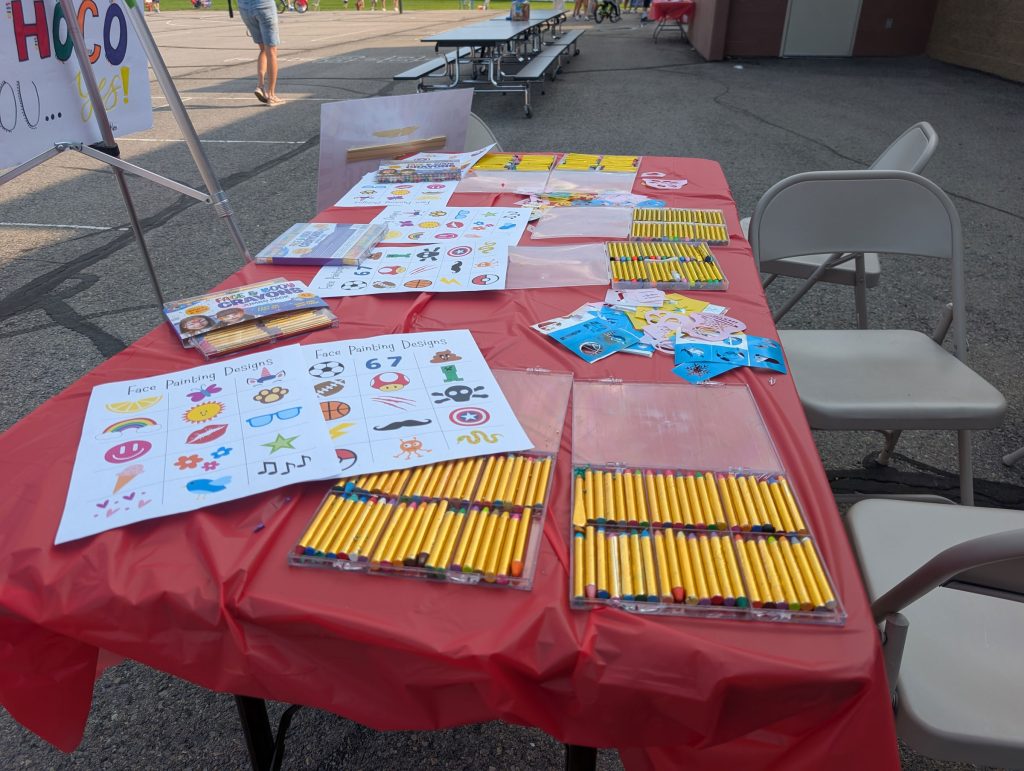 Face painting table set up