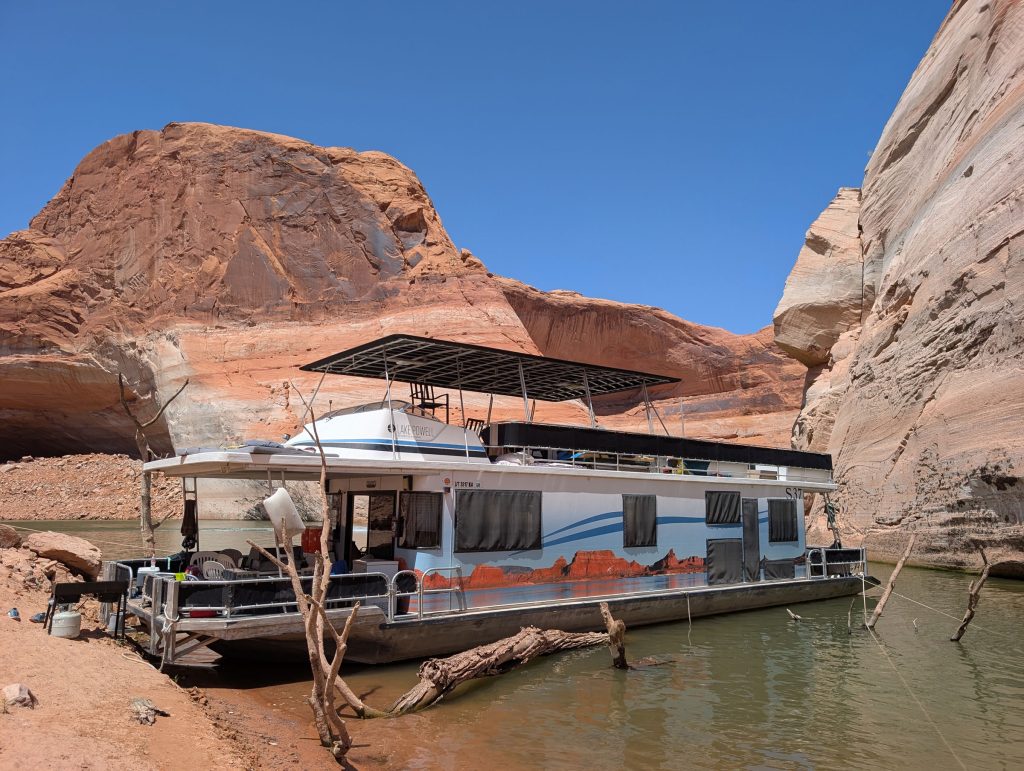 Our house boat rental in a canyon at Lake Powell